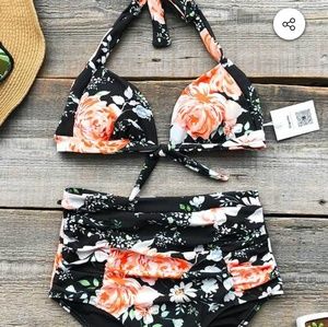 New with tags Cupshe swimsuit